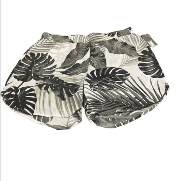 Worthington short NIKKI TROPICAL womenswear size plus OX black white gray NWT - Picture 1 of 7